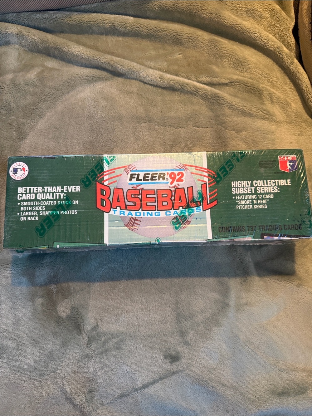 VTG 1992 Fleer Factory Sealed 732 Baseball Card Set